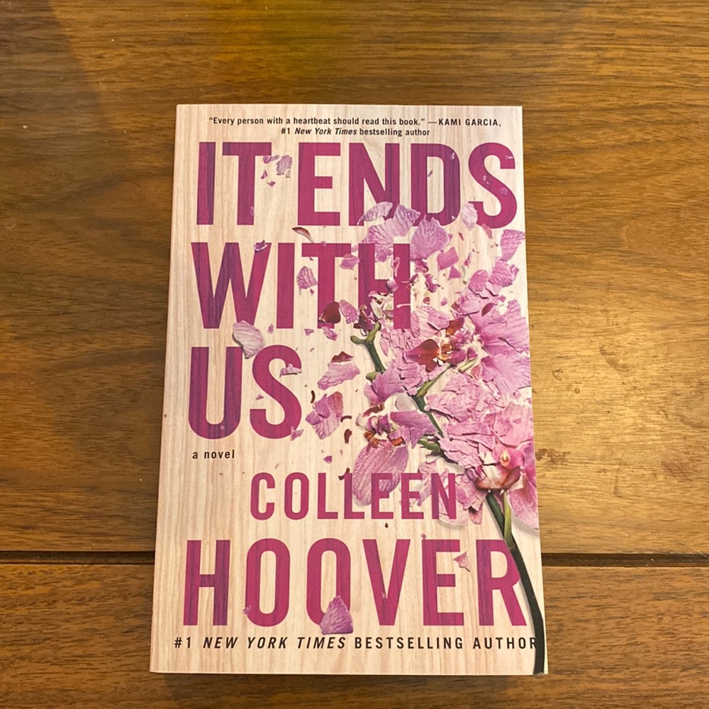 “It Ends With Us” Book by Colleen Hoover